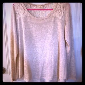 Long sleeve NWT juniors top. Purchased at kohls